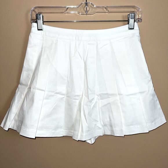 Cotton Candy LA Size Small White Pleated Tennis Skort New with Tags - Picture 1 of 7